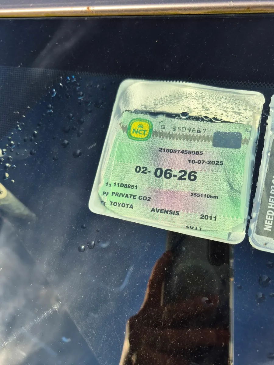 Toyota Avensis 2011 - Image 3