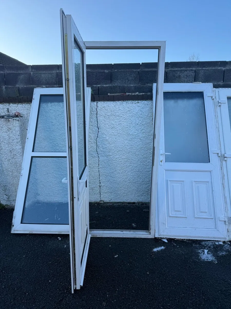 Pvc, Back door - Image 4