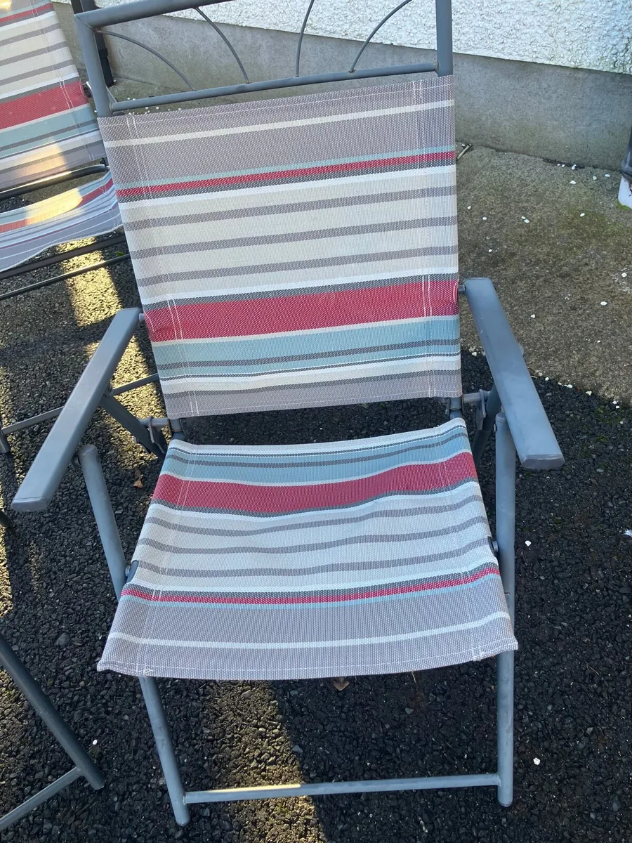 6 Outdoor chairs - Image 2