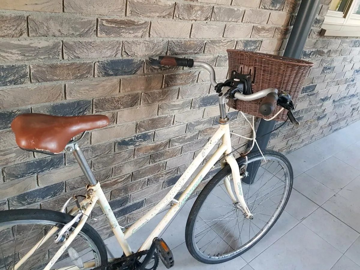 Ladies bike - Image 4