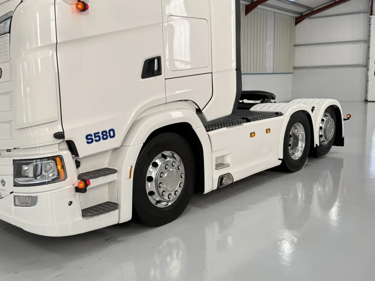 2020 (69) SCANIA S580 HIGHLINE 6X2 TAG AXLE - Image 4