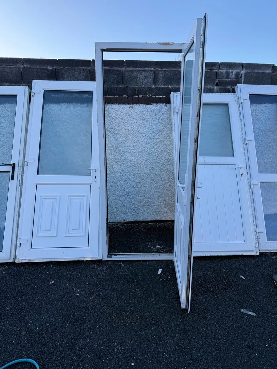 Pvc, Back door - Image 4