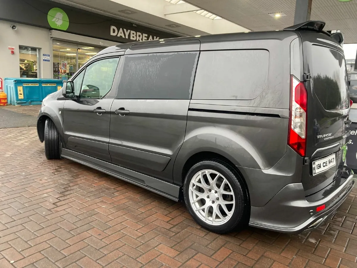 Ford Transit Connect Crewcab 6 seater - Image 3