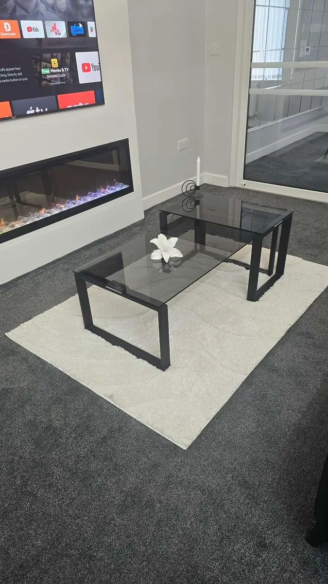 Coffee table - Image 1