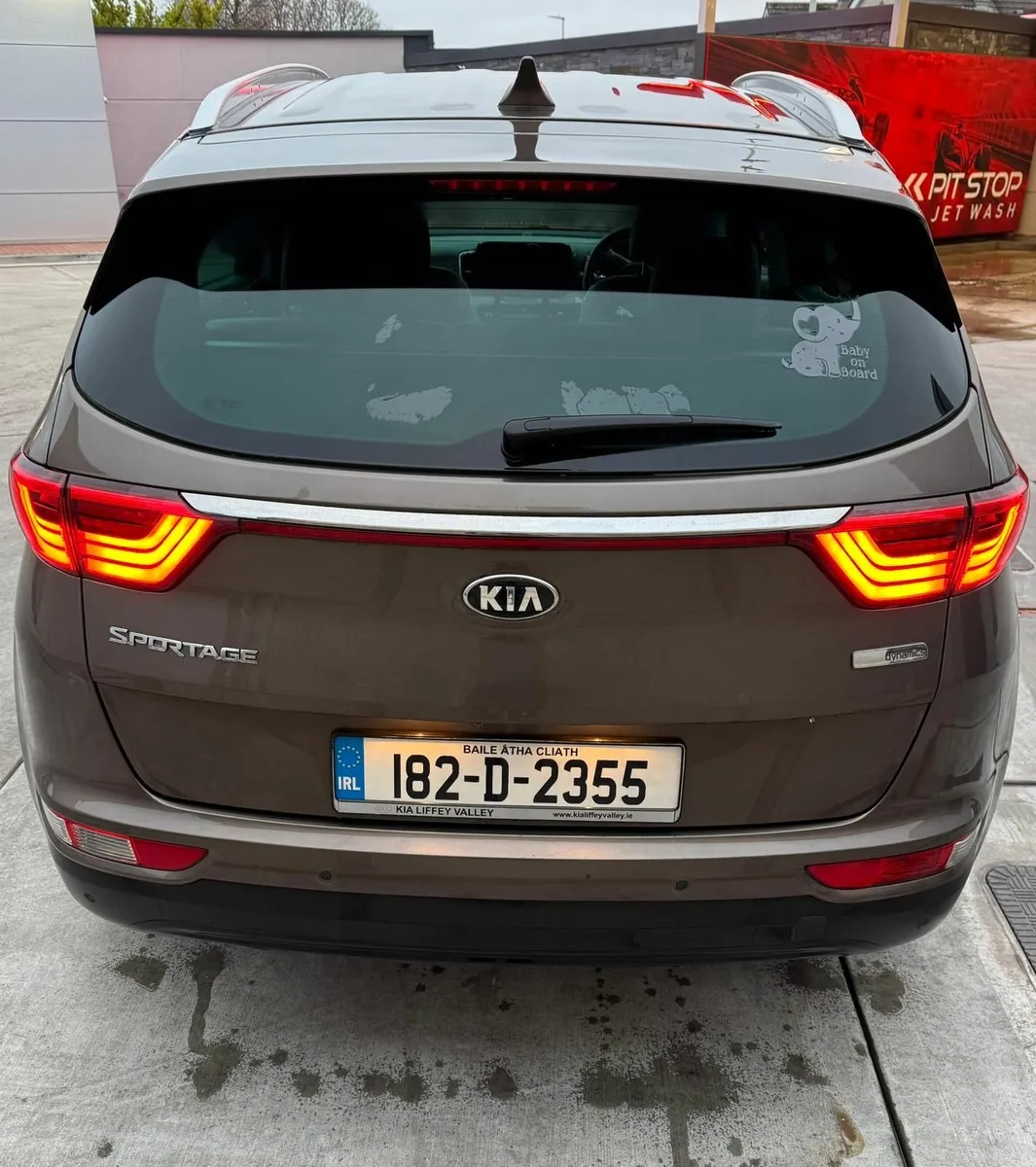 Kia Sportage 182- 1.7 -LOW MILLEAGE - Image 2