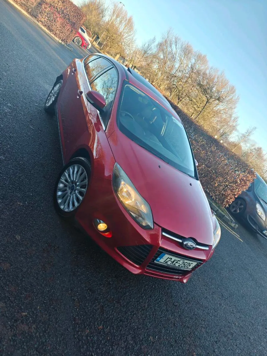 Ford focus titanium sunroof - Image 1