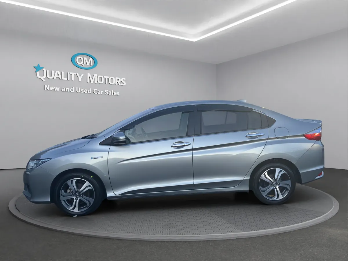 2015 HONDA GRACE HYBRID HI-SPEC (S136) - Image 4