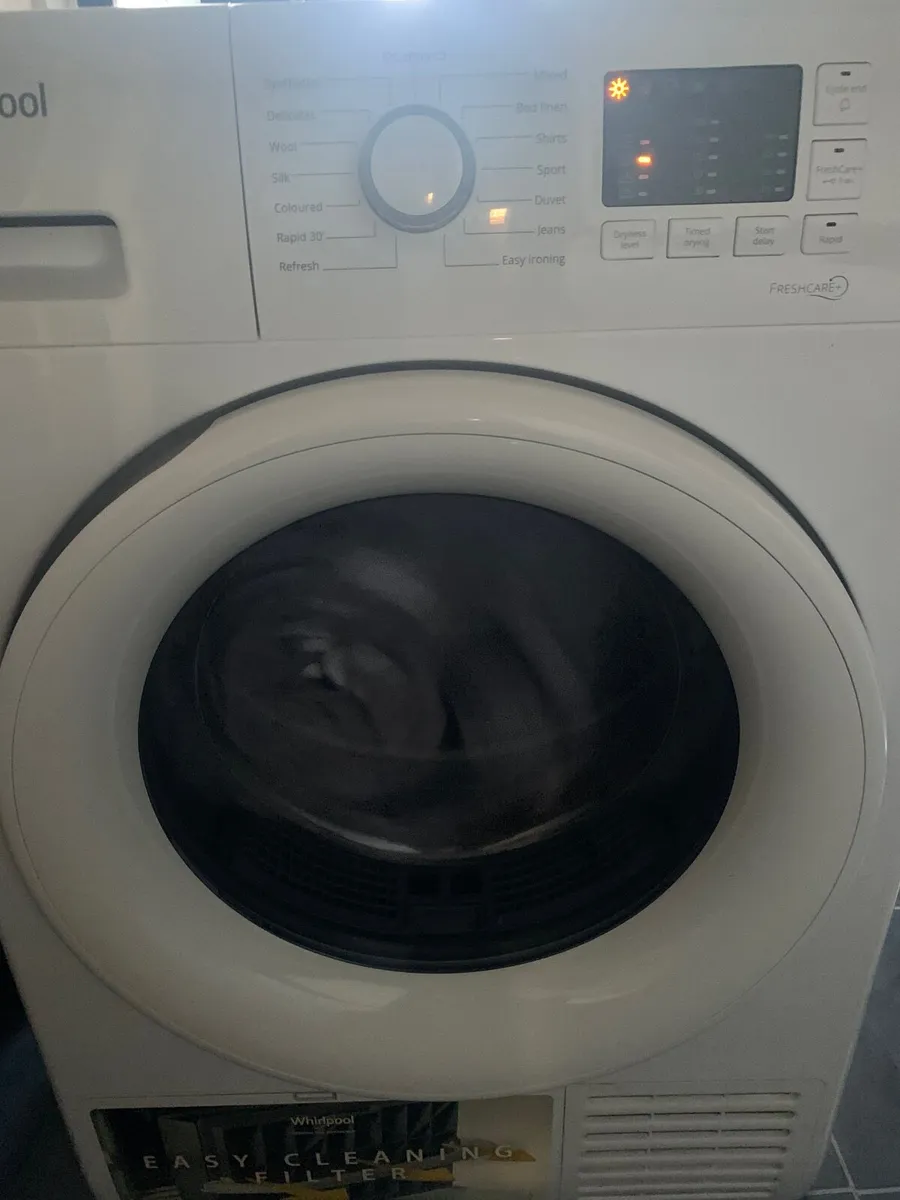 Whirlpool Condenser dryer 10kg - Image 2