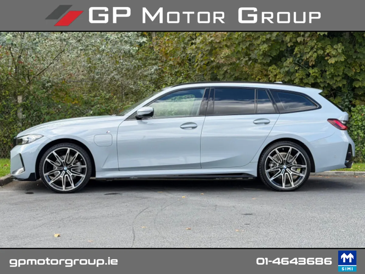 BMW 3-Series 330E M SPORT 22.1kWh M PERFORMANCE  * - Image 2