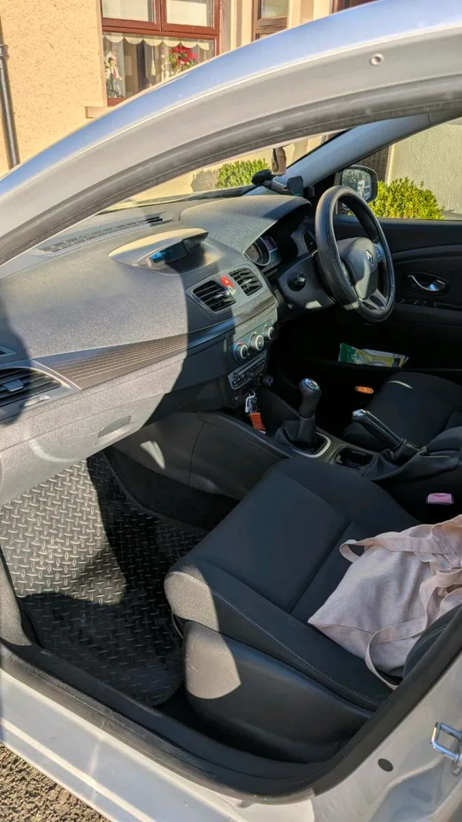 Renault Megane - Image 4