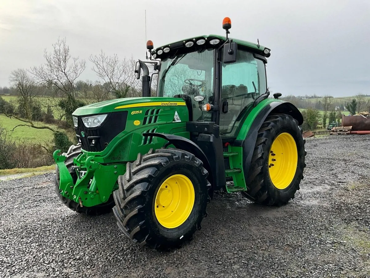 JOHN DEERE 6125R 4WD TRACTOR - Image 4