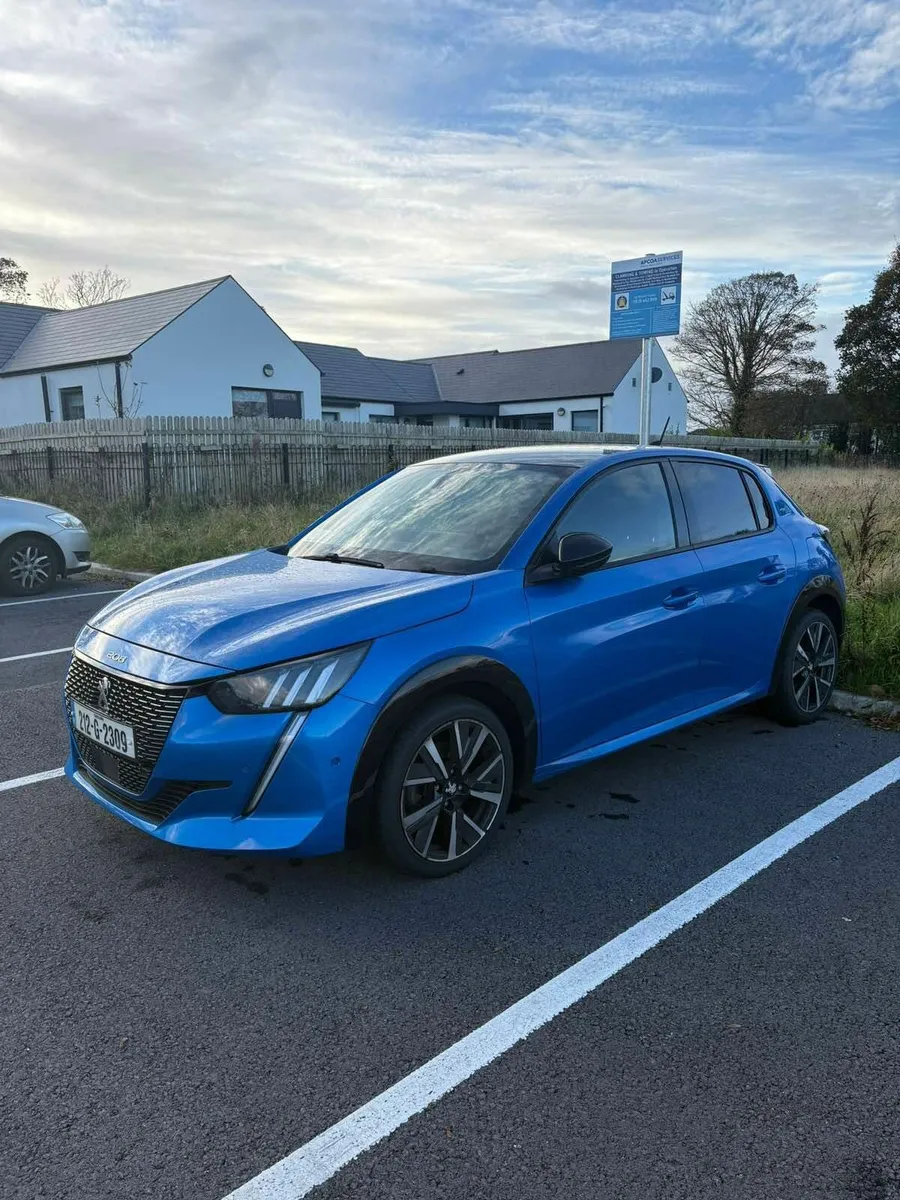 Peugeot 208 2021 - Image 1
