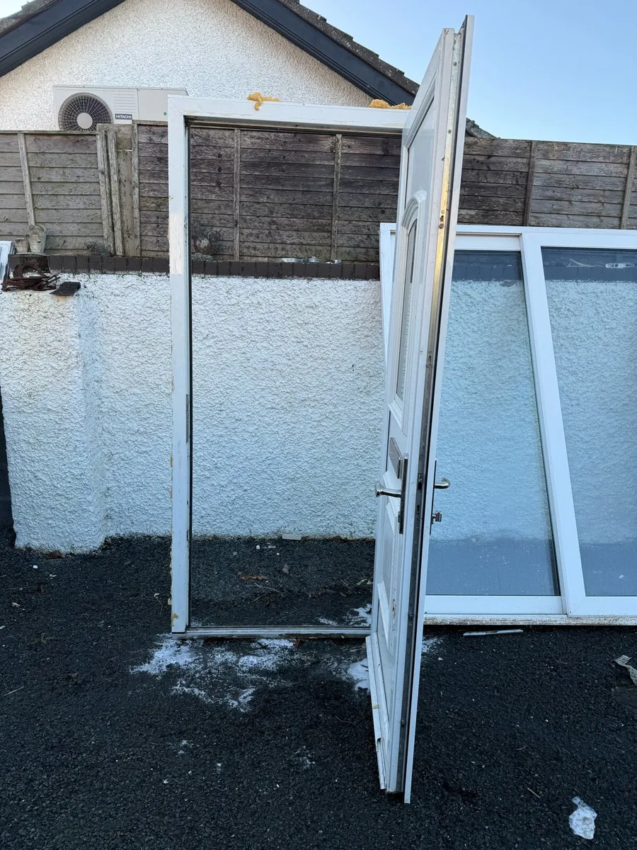 Pvc front door - Image 4