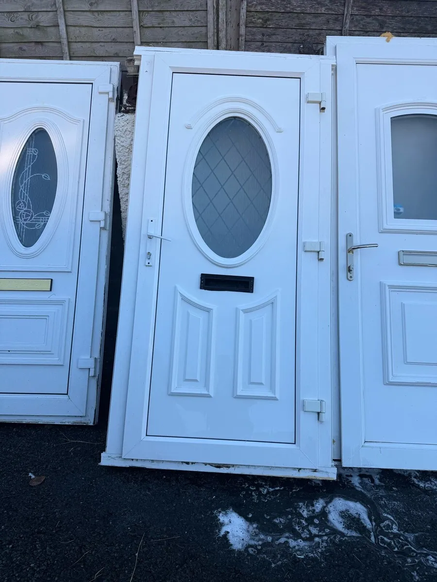 Pvc front door - Image 1