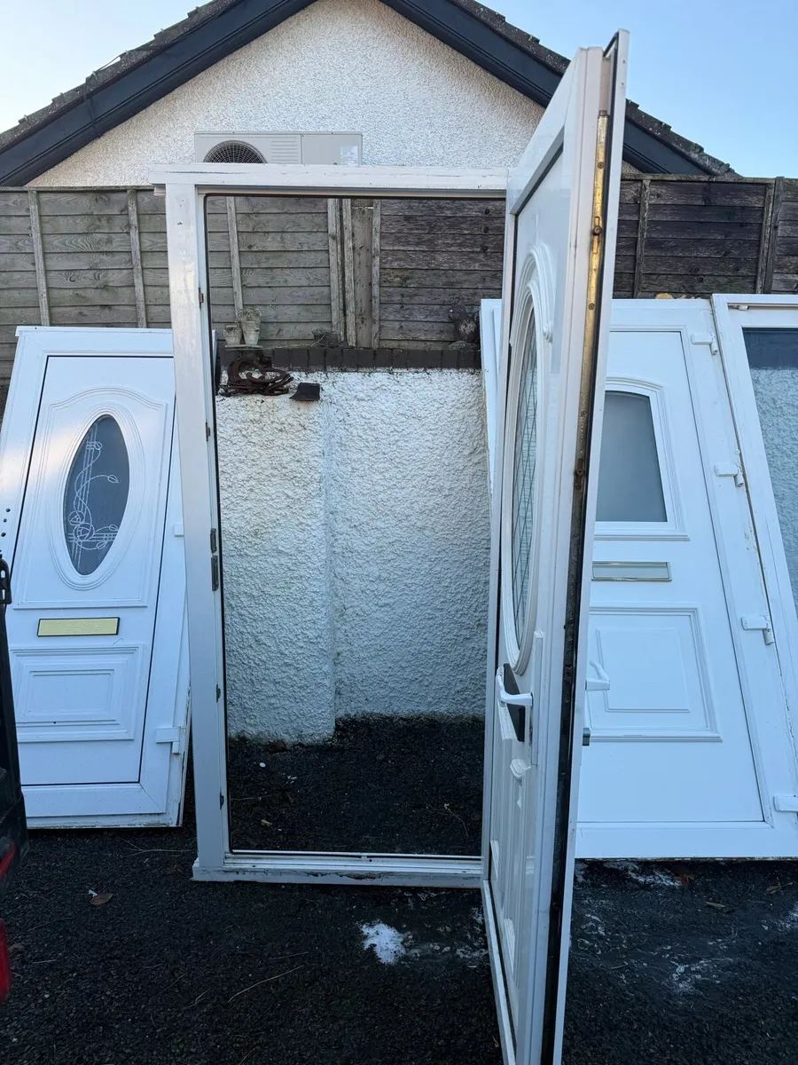 Pvc front door - Image 4