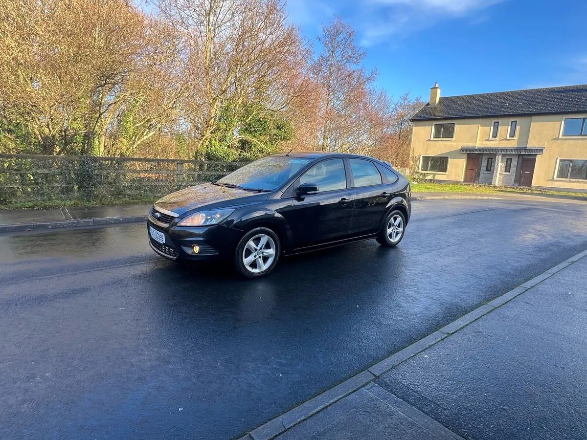 2010 ford focus (new nct +2 months tax) - Image 2