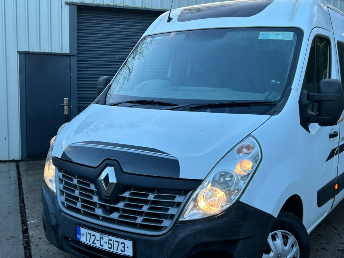 Renault Master 2017 Campervan - Image 1