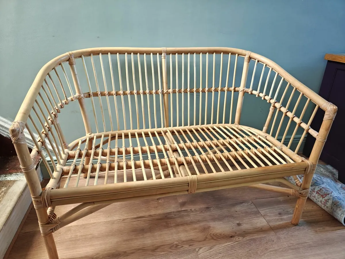 Rattan sofa - Image 1