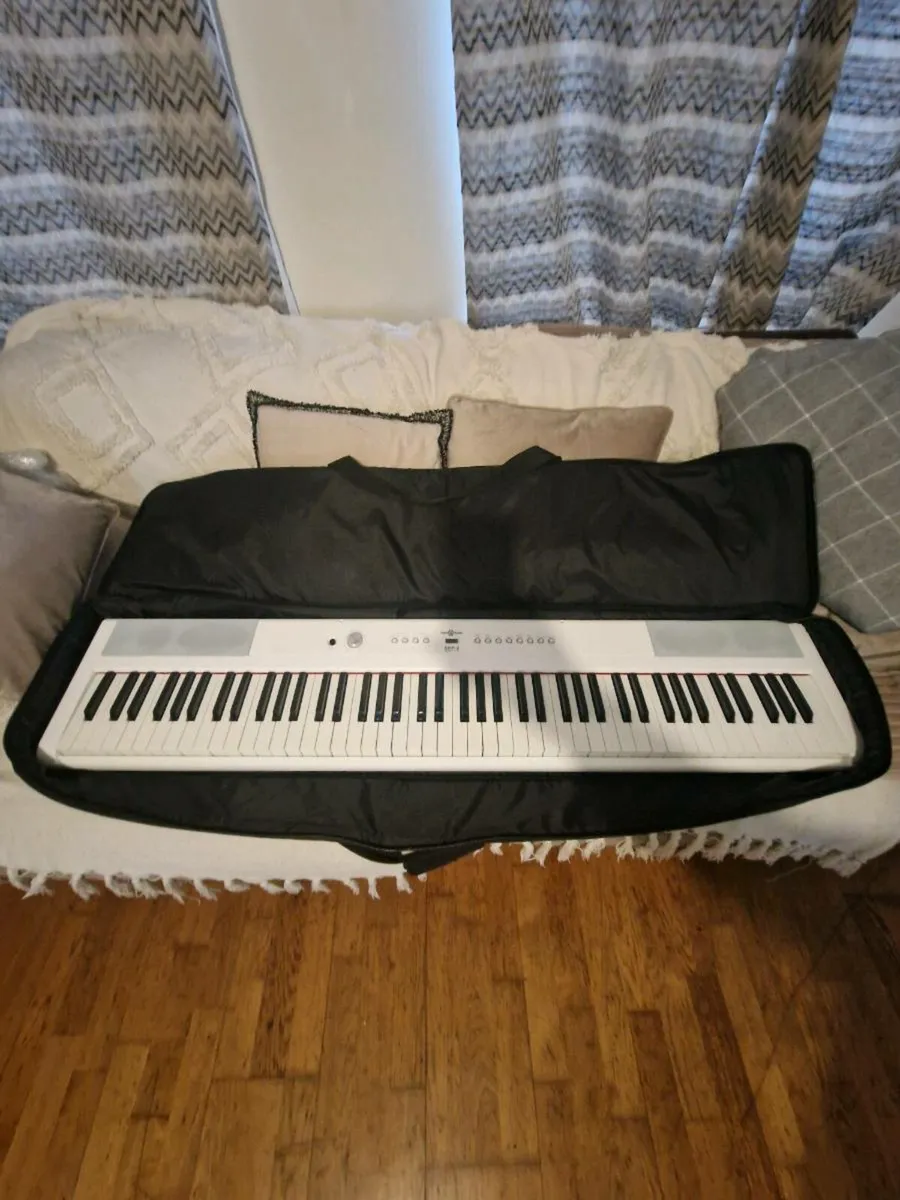 Sdp-2 Stage Piano Keyboard - Image 1