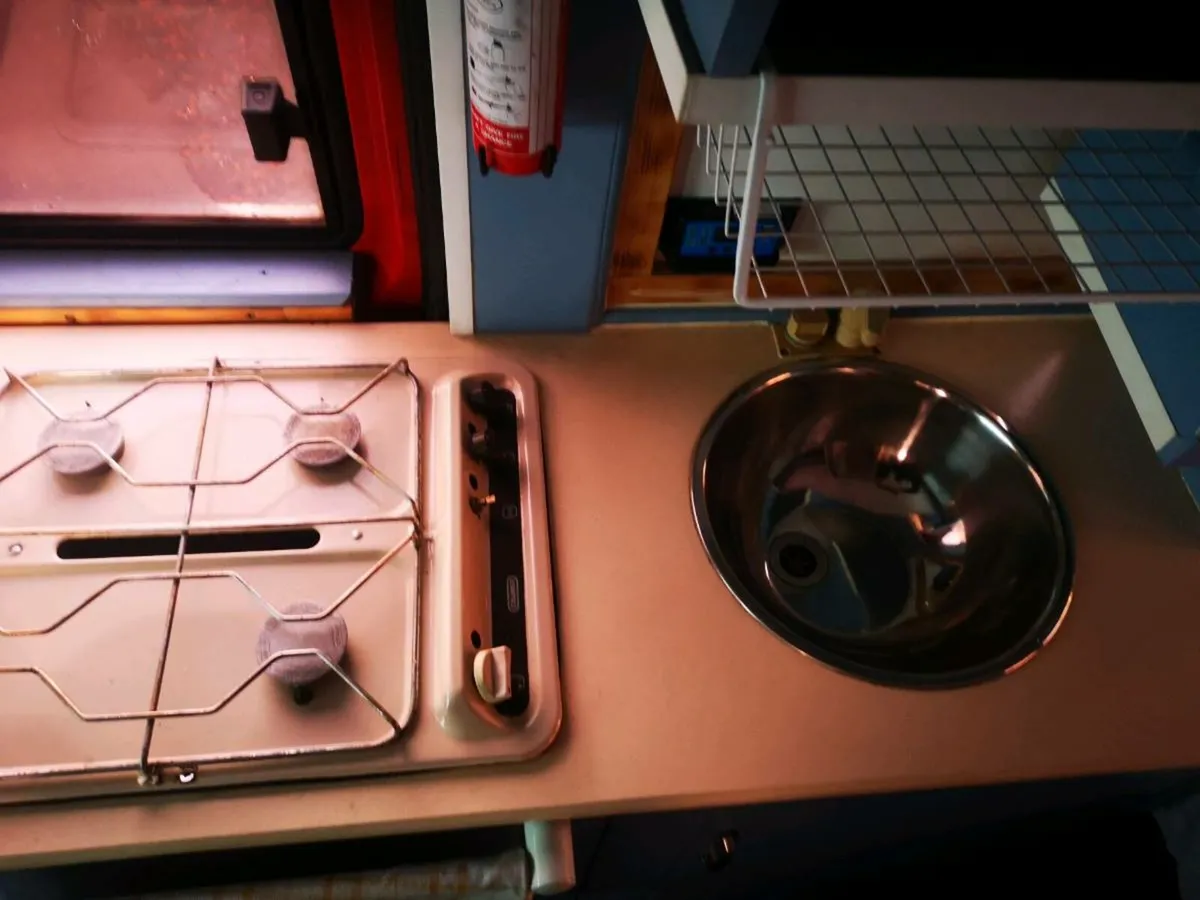 Renault master camper - Image 2