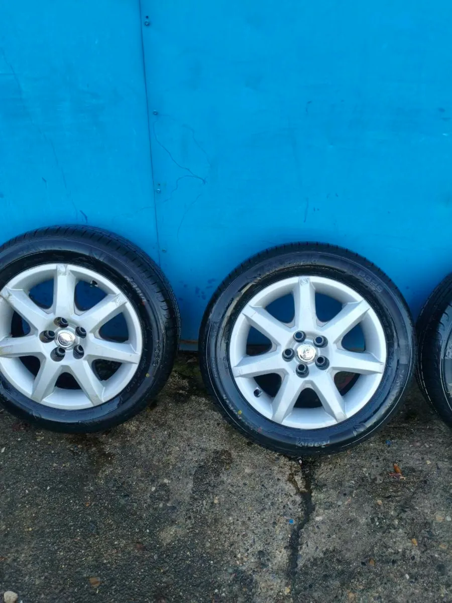 Toyota Wheels Brand New Tyres - Image 4