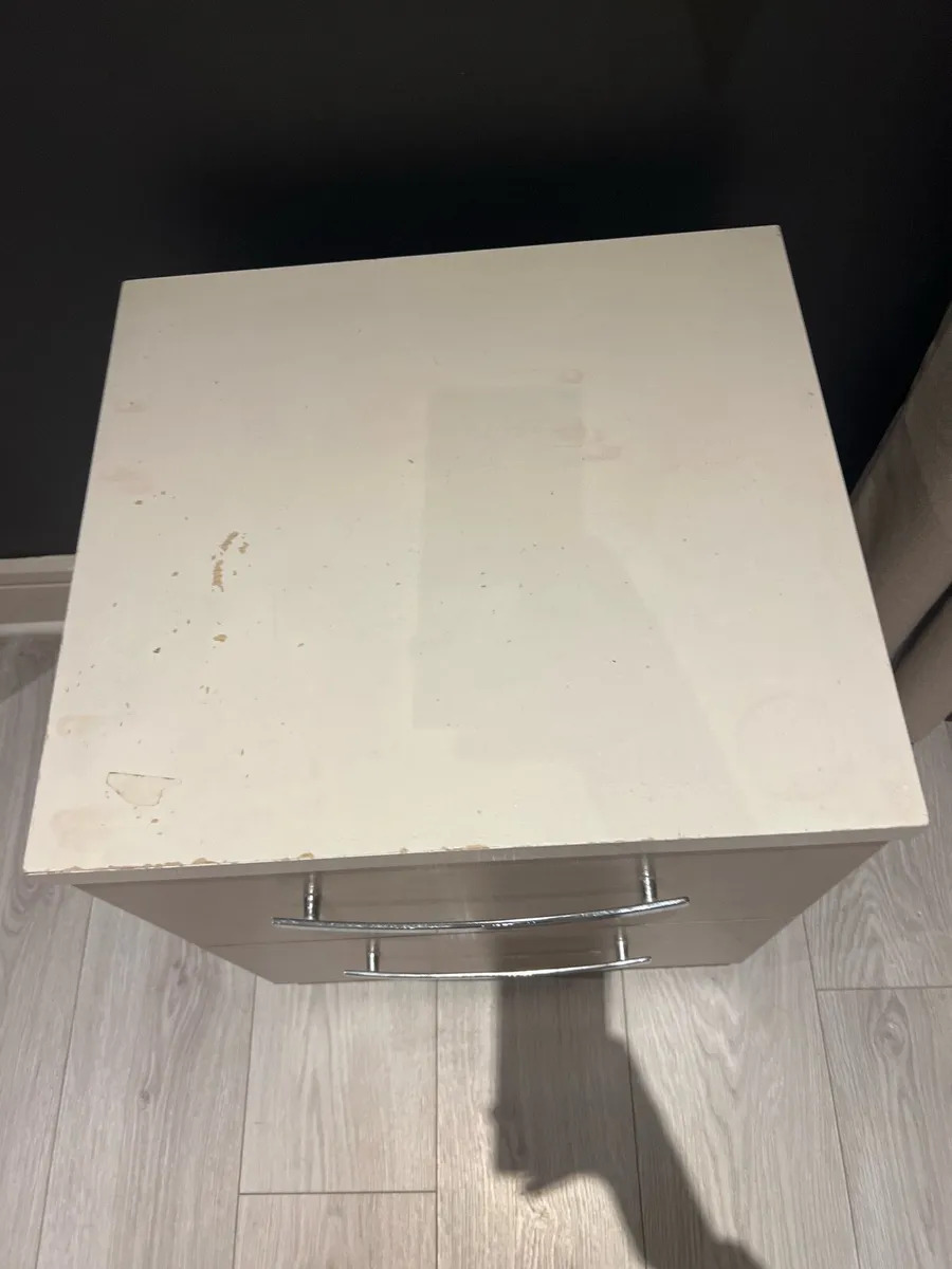 Chest of drawers and lockers - Image 4