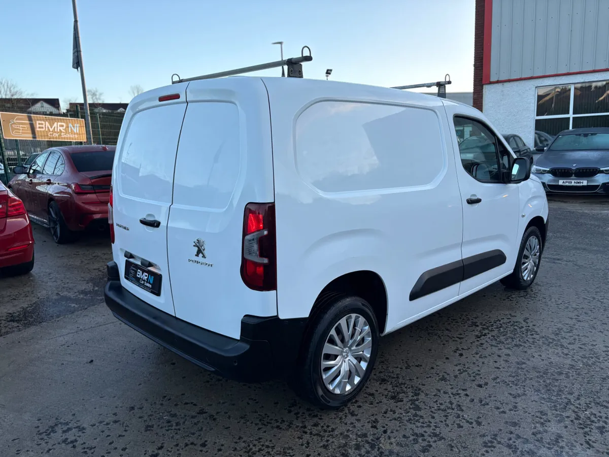 PEUGEOT PARTNER HDI NEW MODEL - Image 4