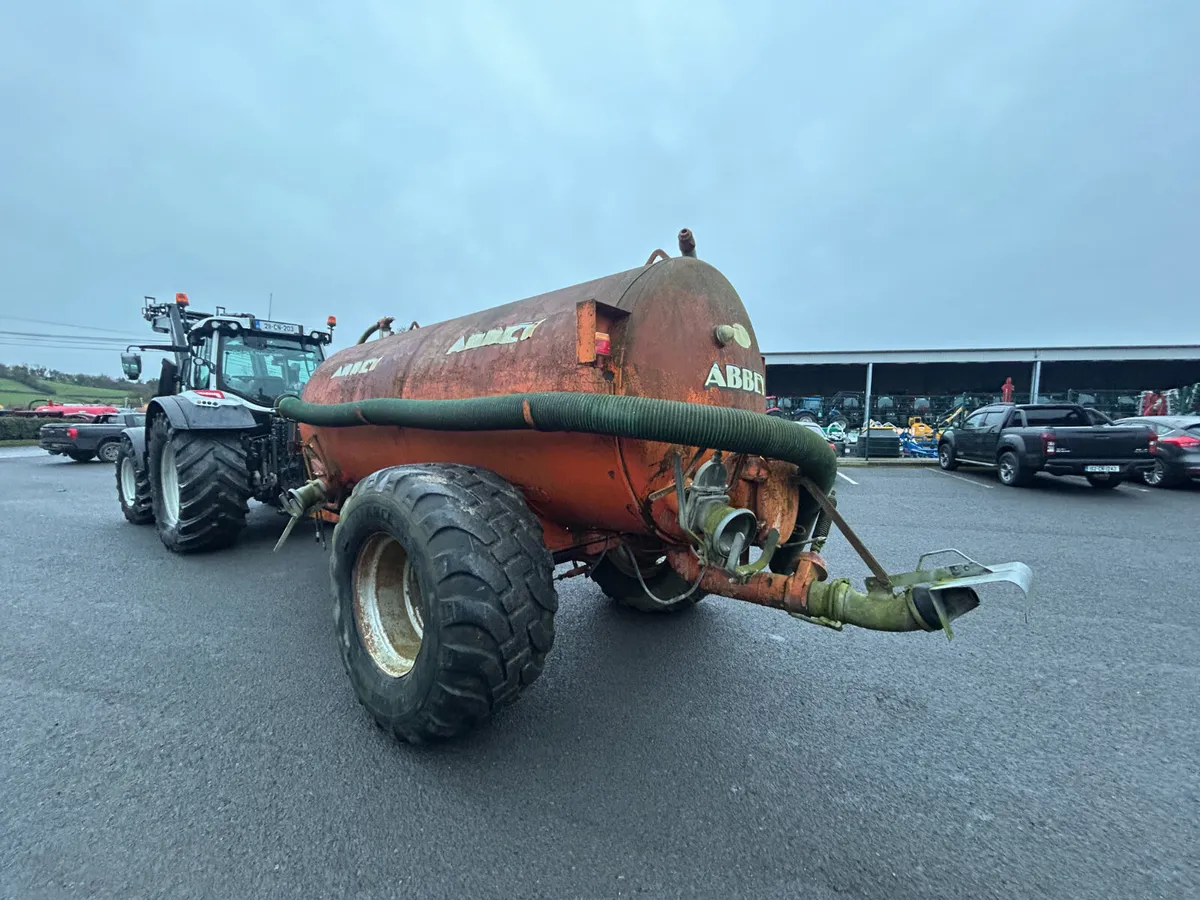 Abbey 1600 tank with rain gun - Image 4