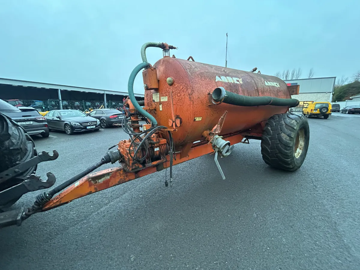 Abbey 1600 tank with rain gun - Image 2