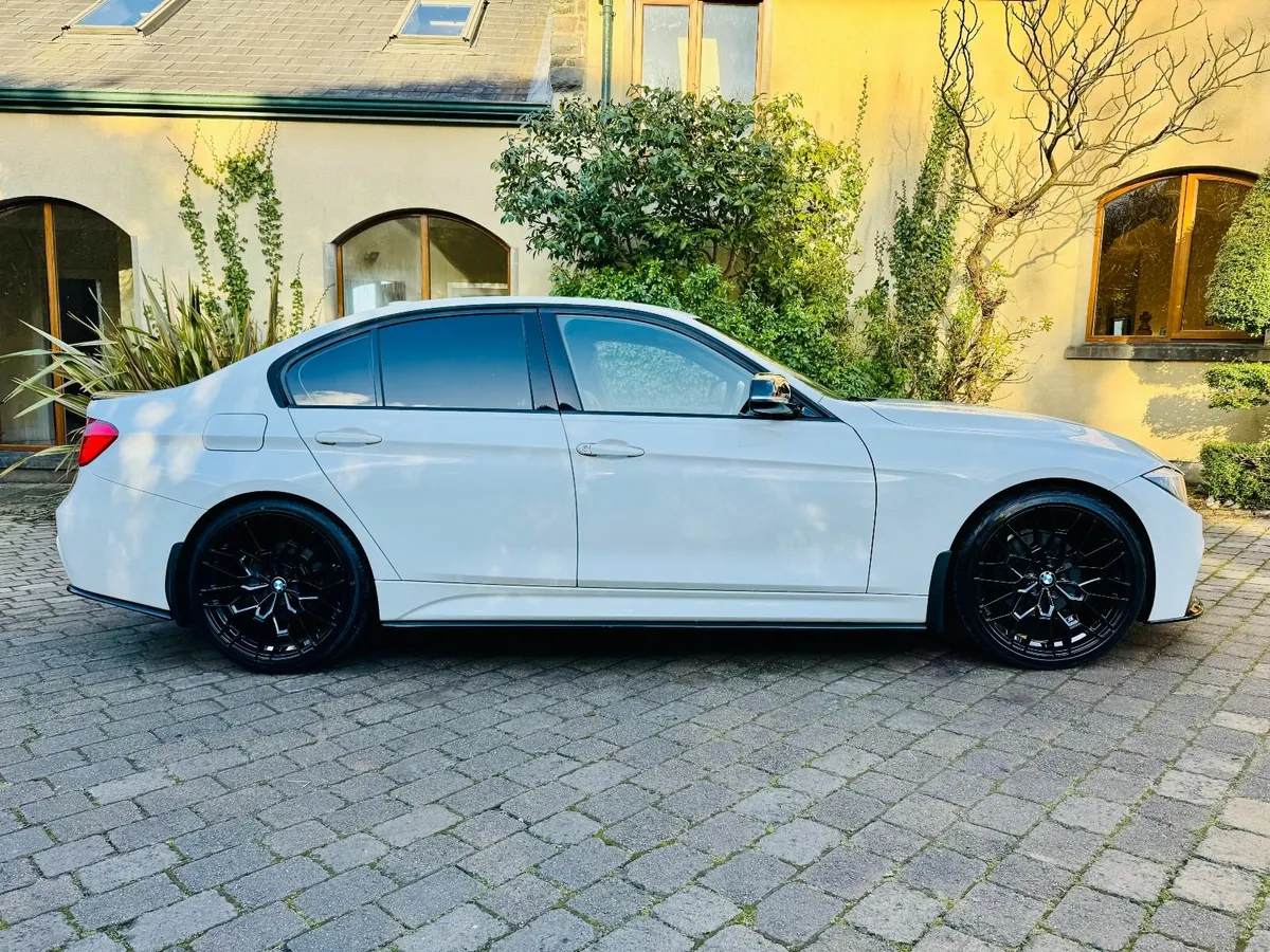 BMW 320d M Sport Stunning NI Car Super Value - Image 3