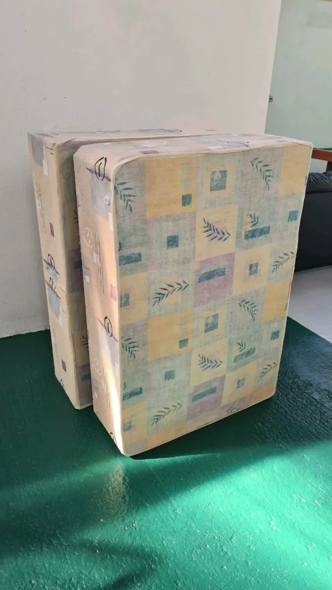 Free Double Bed - Image 3