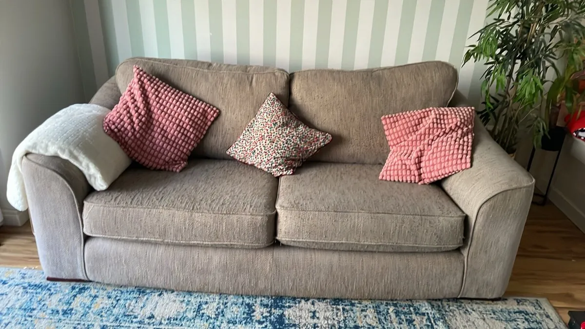 Sofa - Image 2