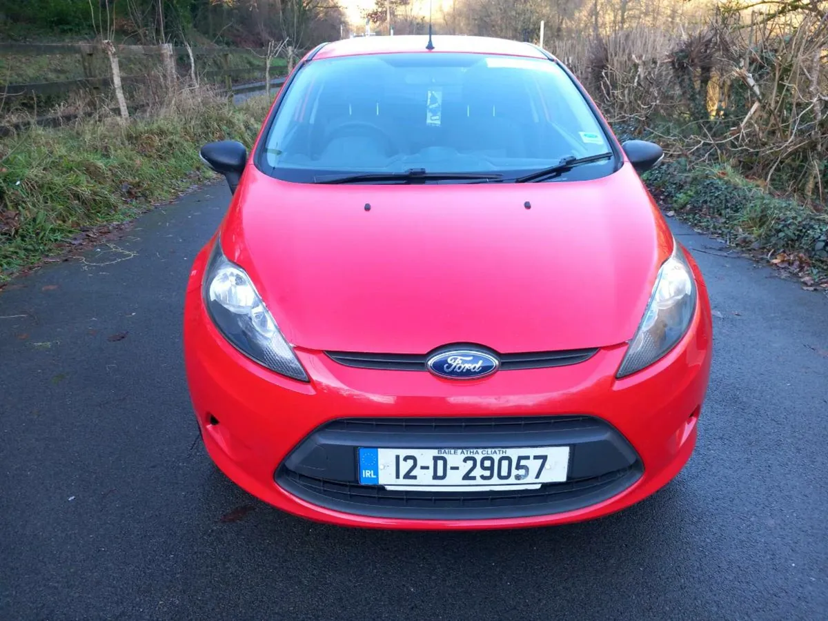 2012.Fiesta.Van.die.280km.Doe6/26.tax.3/26.1550e - Image 1