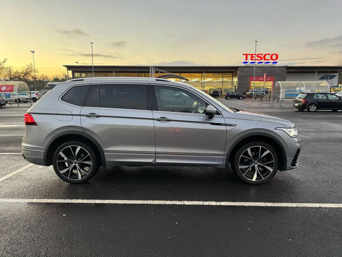 Volkswagen Tiguan allspace R line - Image 1