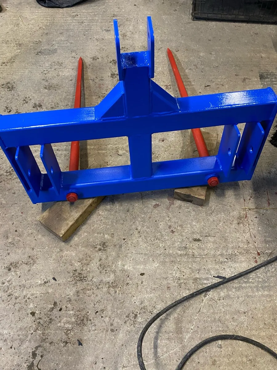 HD Bale Spike - Image 1