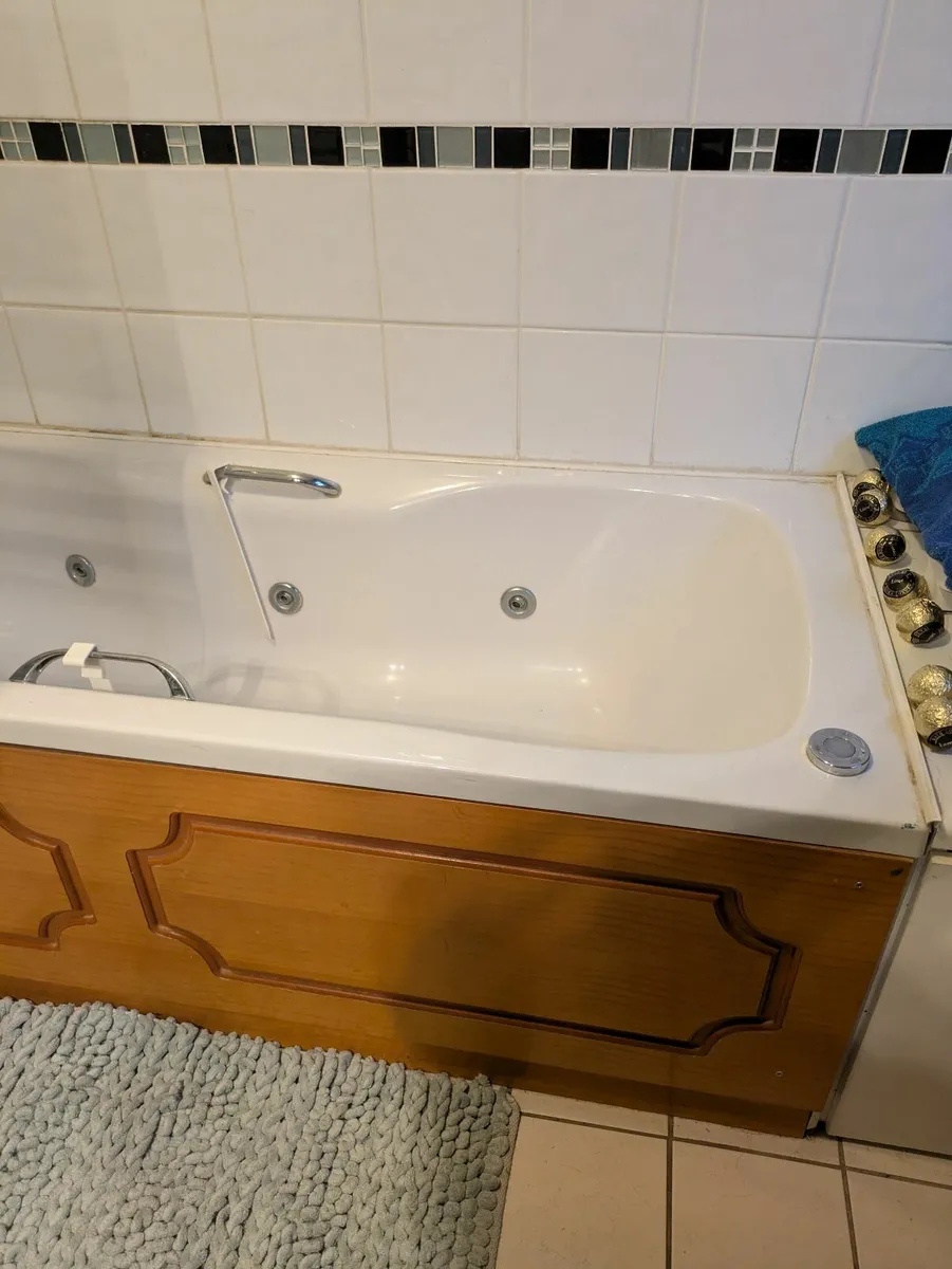 complete bathroom - Image 2