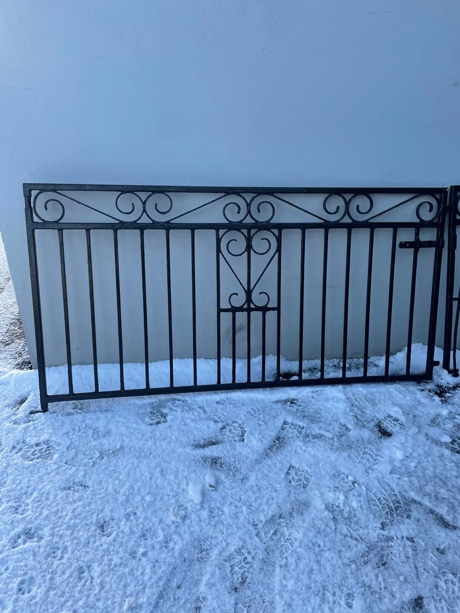 Strong iron Driveway gates - Image 4