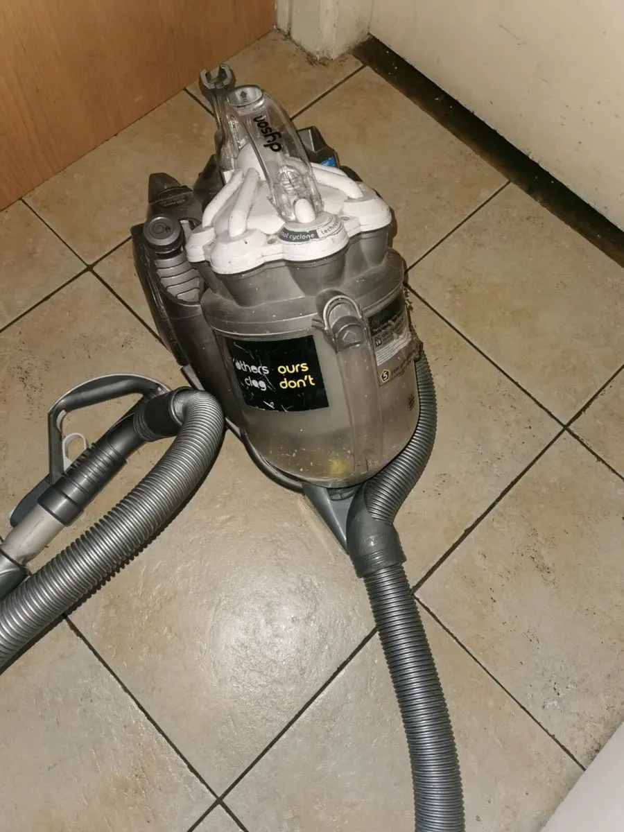 Dyson hoover - Image 2