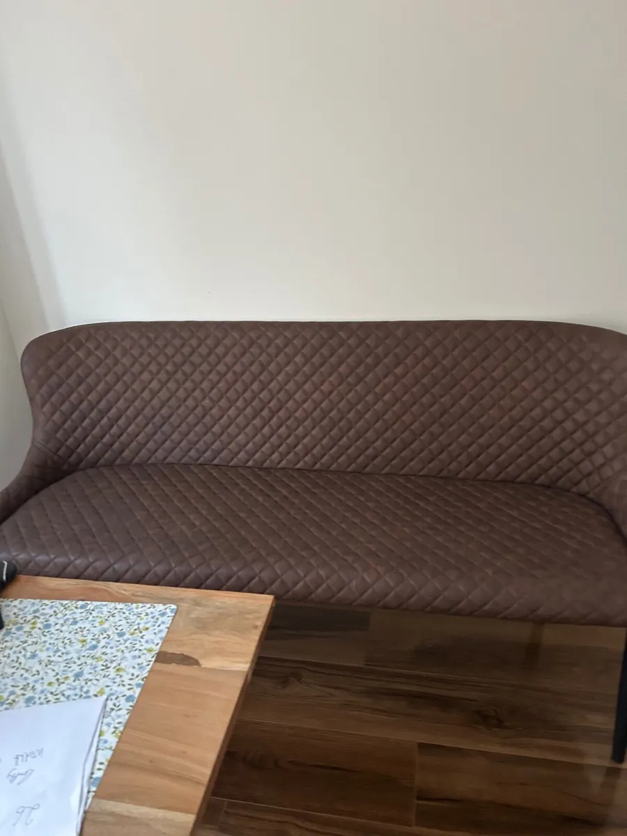 Kitchen bench - Image 1