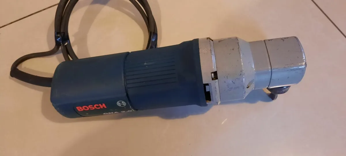 Bosch GNA 2,0 Tin Nibblers 110v - Image 4