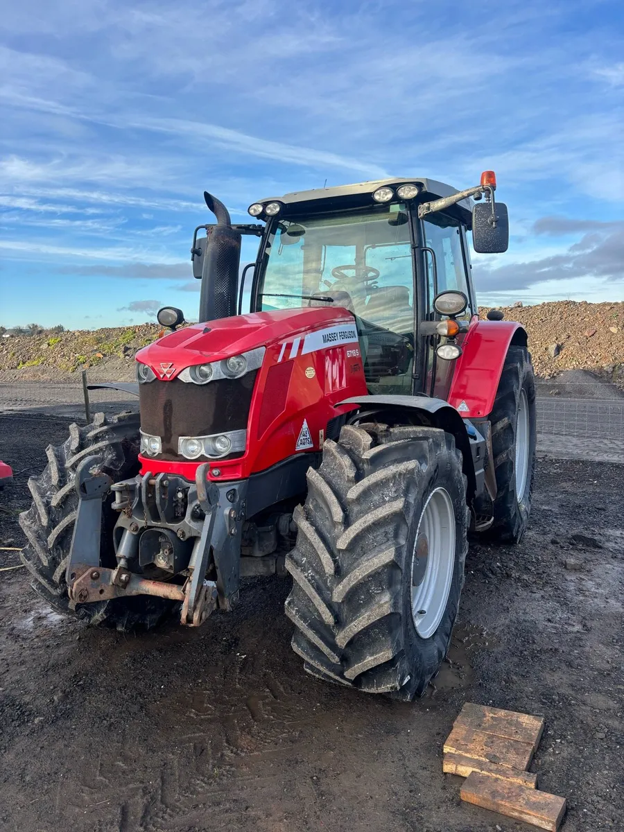 2017 massey FERGUSON 6718s - Image 1