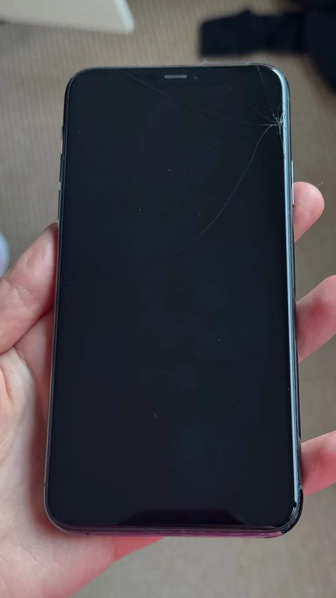 iPhone 11 Pro Max 64GB - Image 1