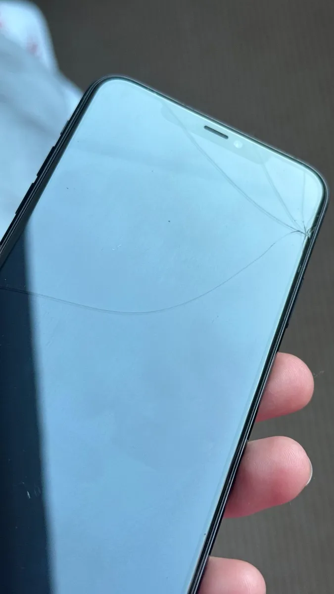 iPhone 11 Pro Max 64GB - Image 3