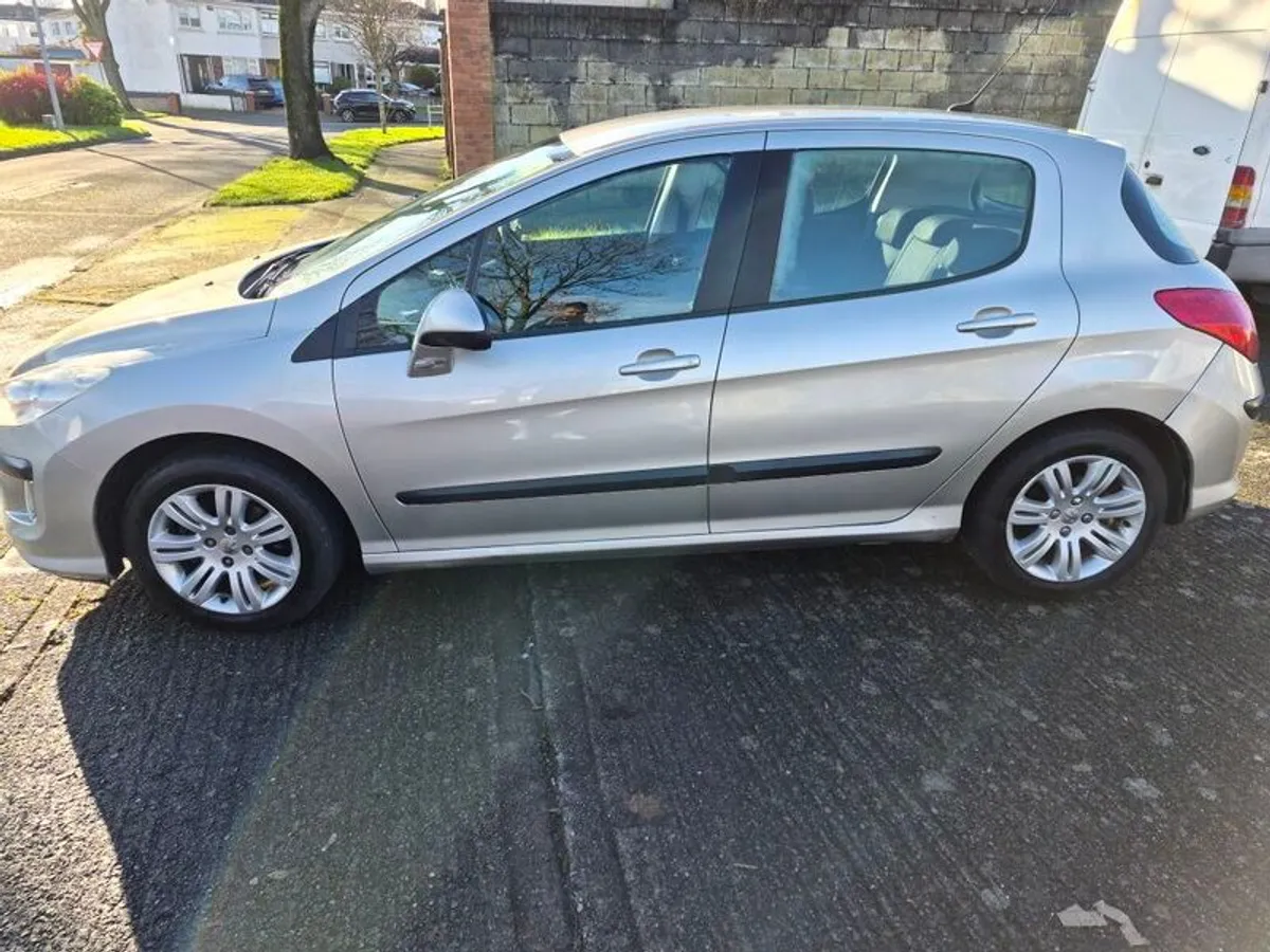 2008 Peugeot 308 - Image 2