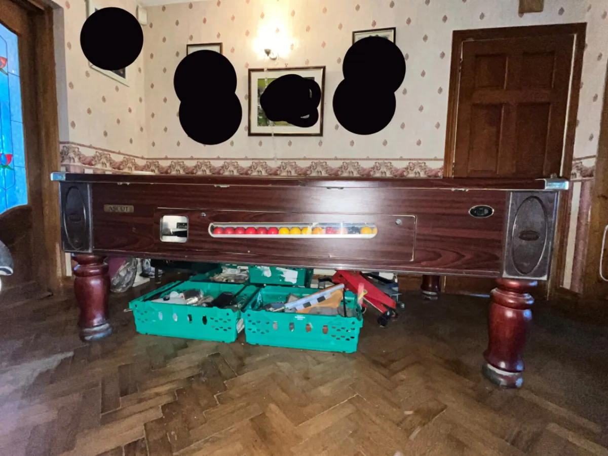 Pool Table - Image 4