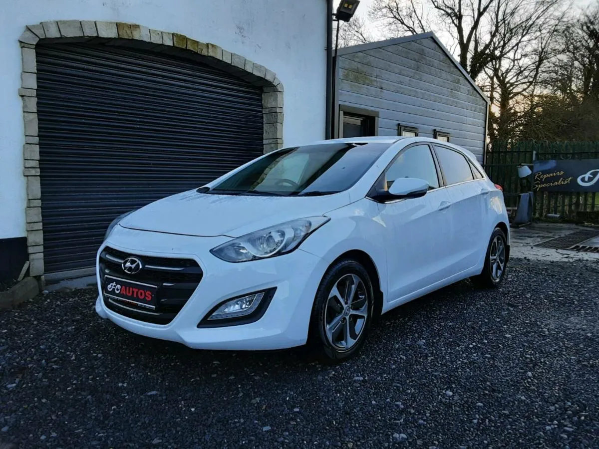 Hyundai i30  2016  diesel - Image 1