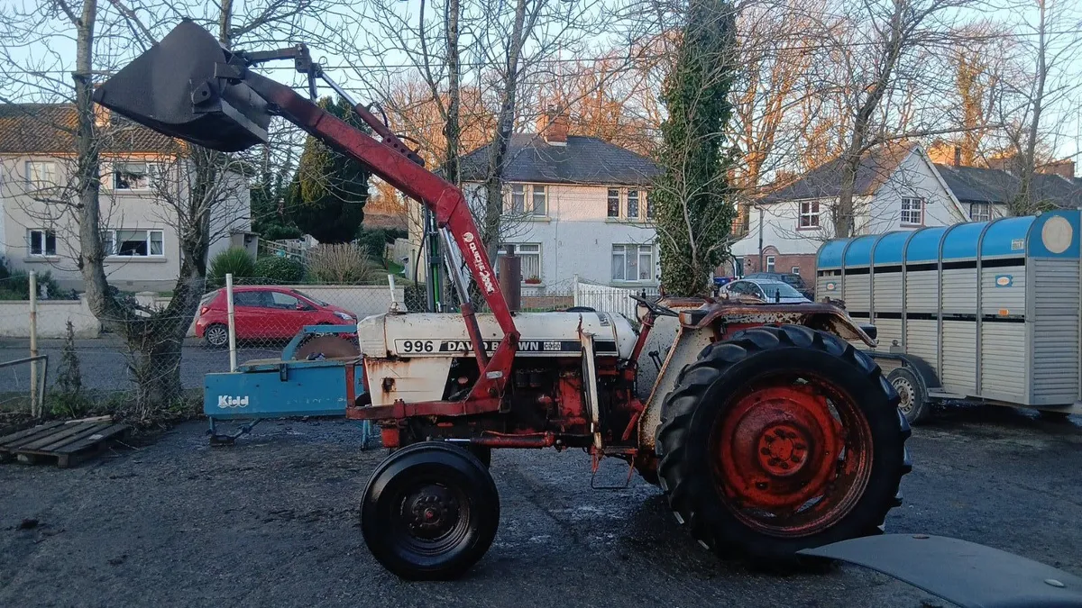 David brown 996 & quickie loader - Image 3