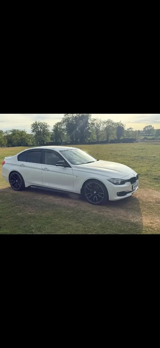 BMW 3-Series 2012 - Image 4