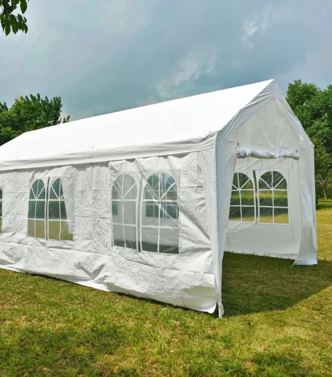 Party tent/Marquee - Image 2