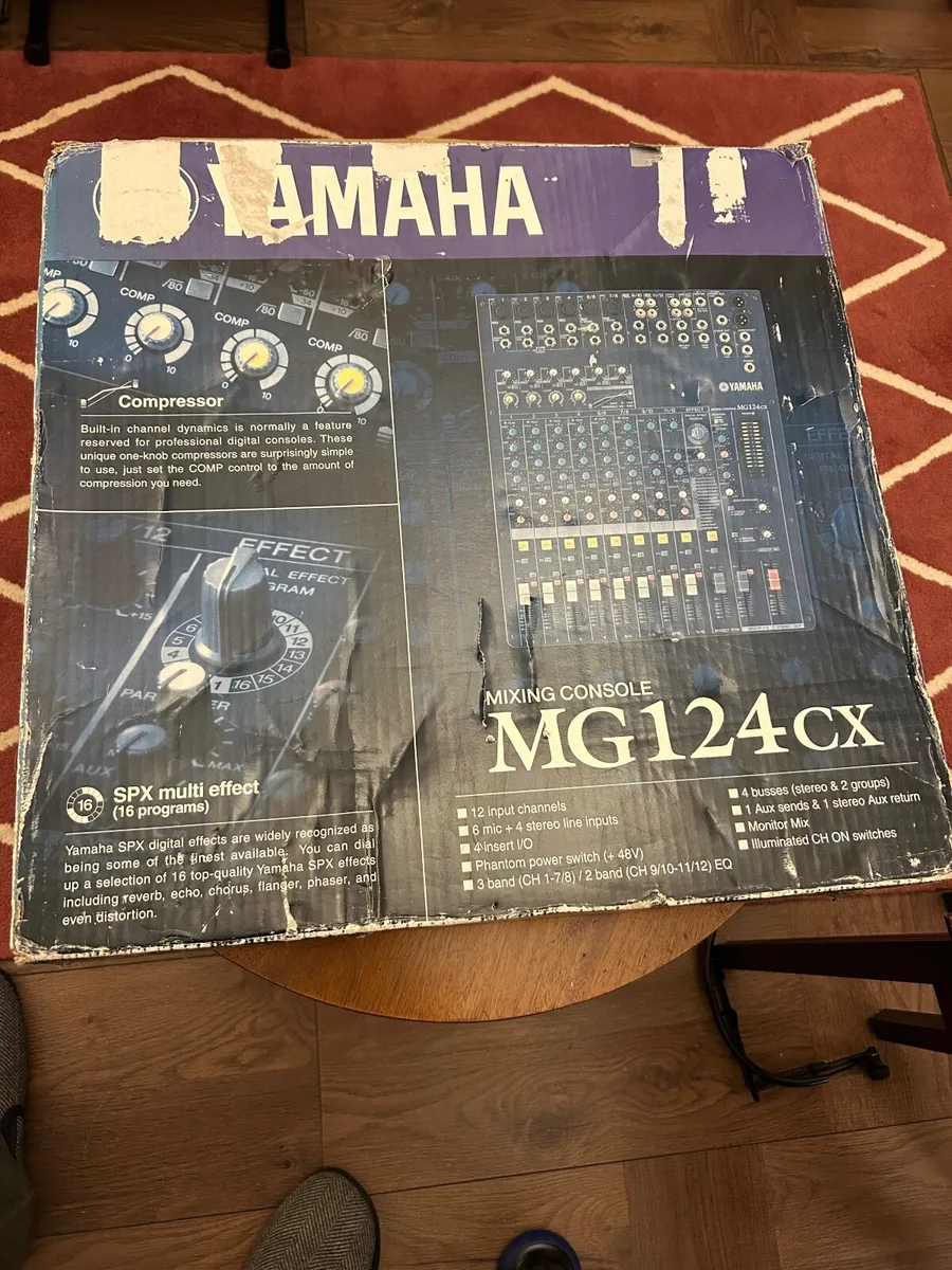 Yamaha MG124cx Sound Mixer - Image 2